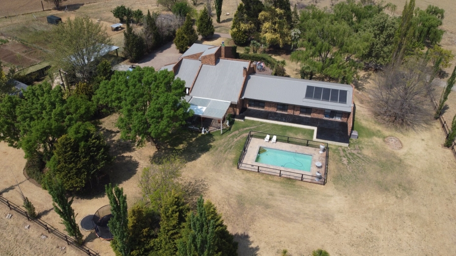 5 Bedroom Property for Sale in Bethlehem Rural Free State